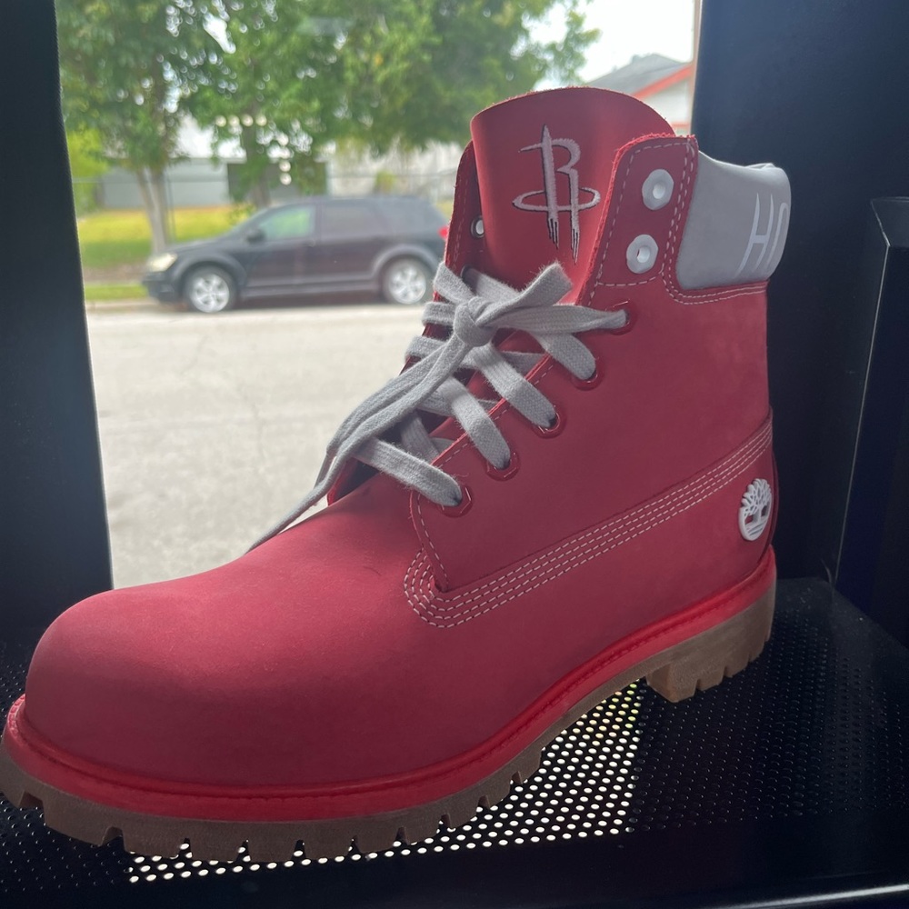 10.5 Houston Rockets Timerlands
